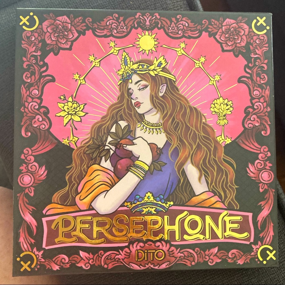 Ditto Persephone eyeshadow palate